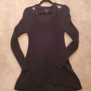 Shoulder Cut-out Sweater